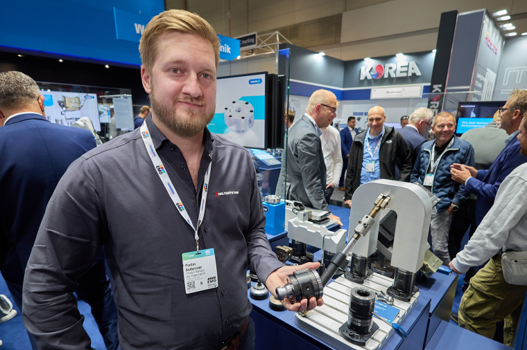 Pontus Andersson viser direct module clamping