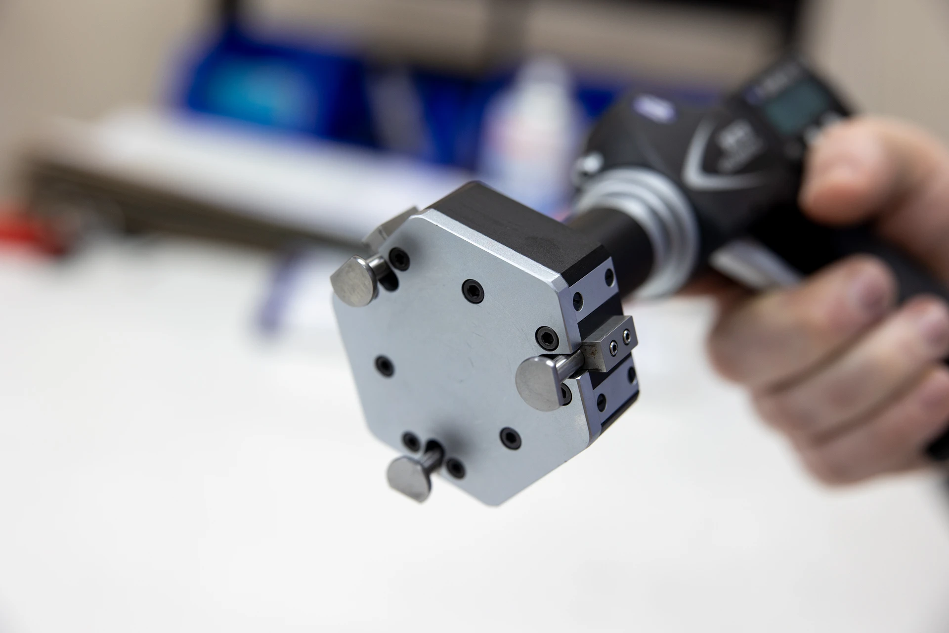 Spesialtilpasset målehode